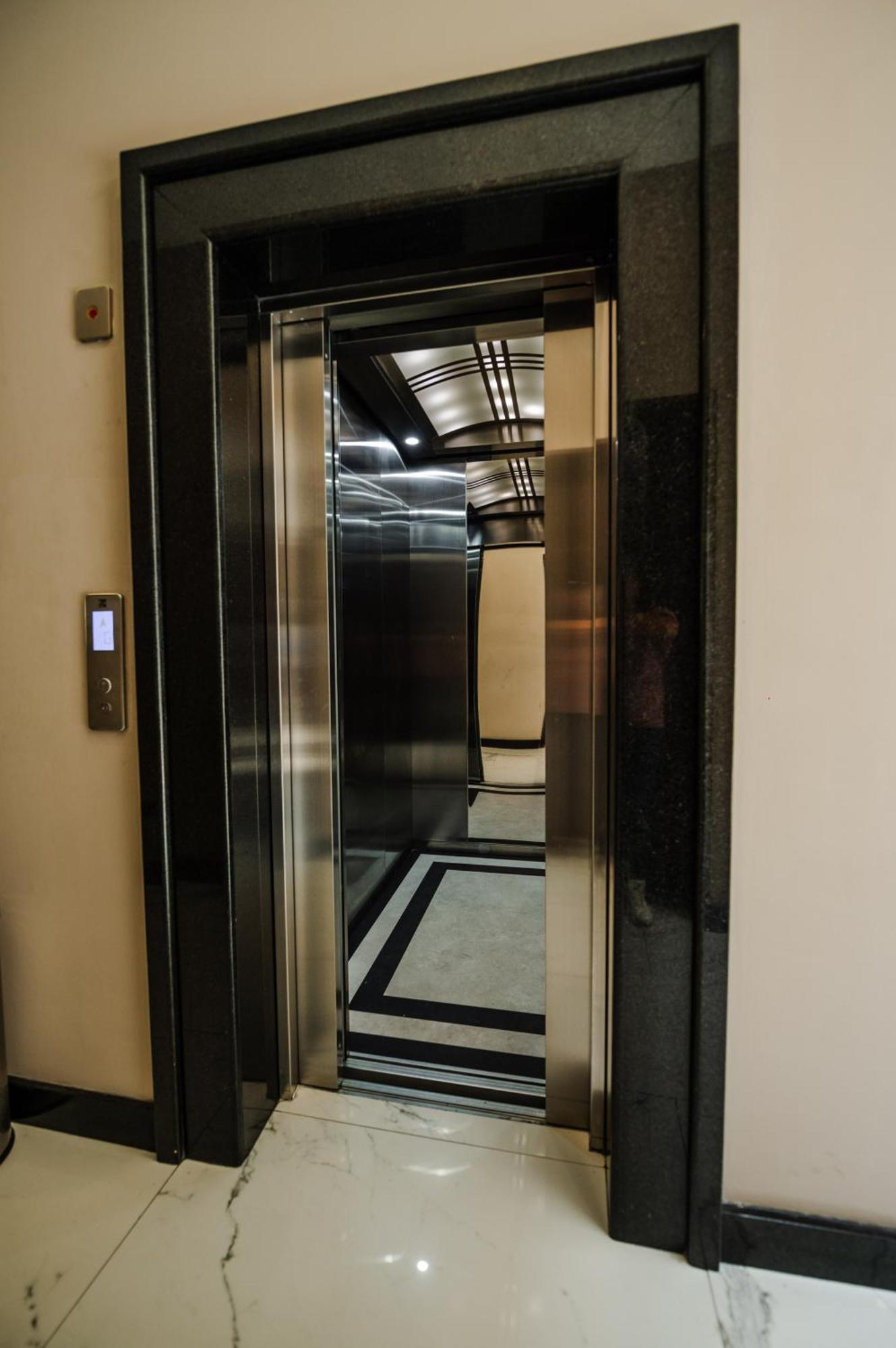 Hotel Centria Монтеррей Екстер'єр фото